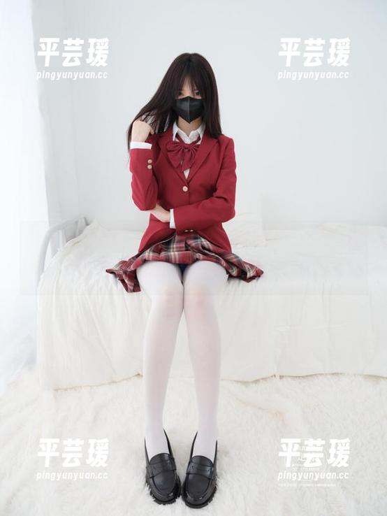 紧急企划 - 最新亮相！奶昔的兔女郎扮相，来打卡这个兔子乐园吧！