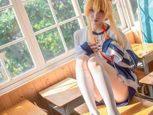 纸悦Etsu_ko的图集，长腿每一幕都像是电影中的特写，呜呜。