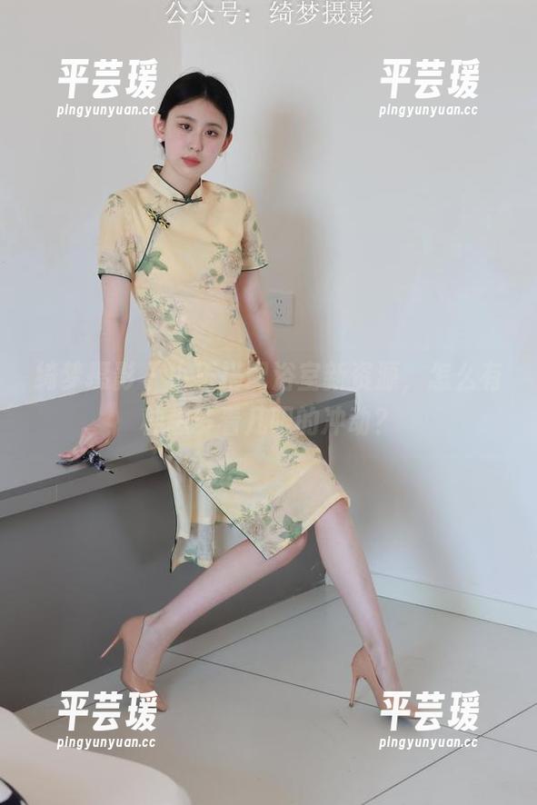 绮梦摄影 - 小玉搭配浴室新资源，怎么有种想多看几眼的冲动？