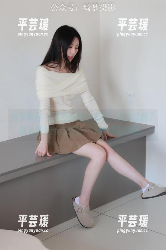 绮梦摄影 - 月月的黑色系列，让我想起了我冰箱里的巧克力——随便翻翻吧。