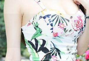 美媛馆 – 王馨瑶运动中的福利，原图不遮掩，直击心底的小期待。