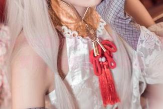 艾西Aiwest的粉蝶花全套，初音未必会赞同，但好像也很有趣