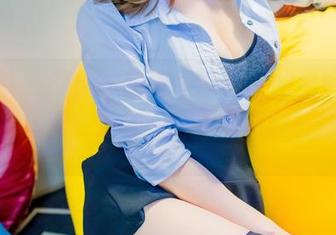 菠萝社 – 柳侑绮Sevenbaby的秘密合辑，感觉像是在参加一个不收费的秘密聚会。