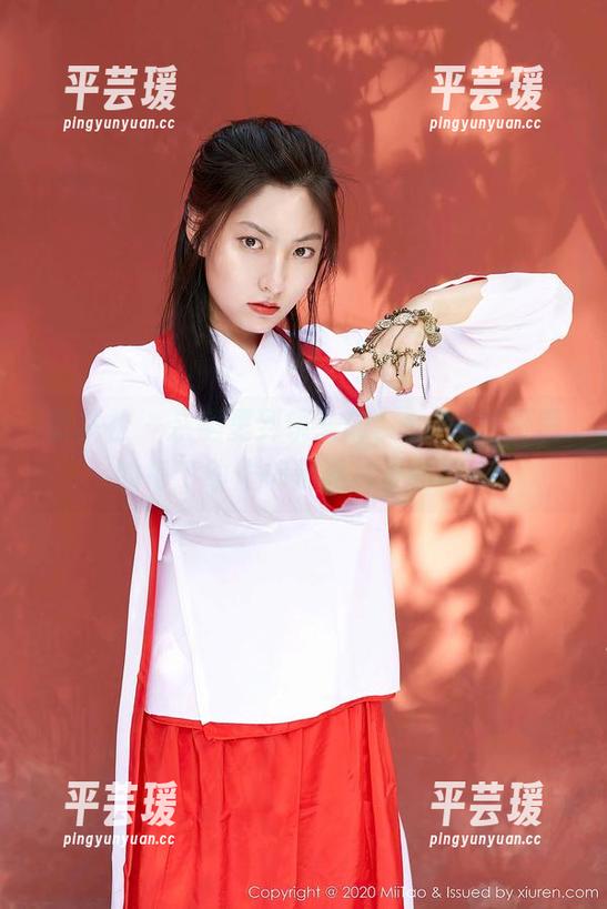 蜜桃社 - 从锅里到镜头前，Suki在厨房的每个动作都是照片里的高手