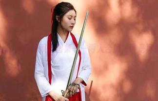 蜜桃社 – 真希的双人图集——两人合照，谁是真主角？