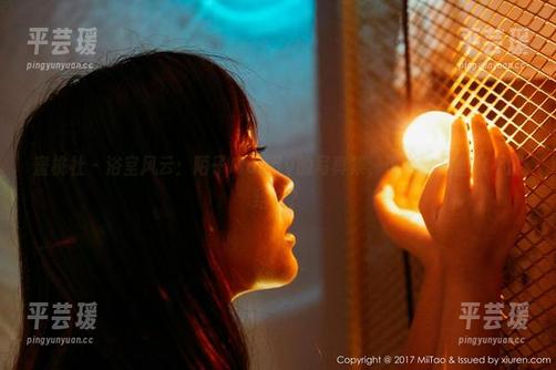 蜜桃社 - 浴室风云：陌子Mandy的写真集，谁说水和幽默不能结合？