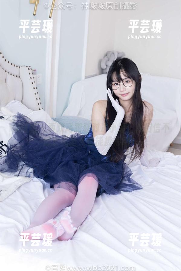 袜啵啵 - 两双高跟鞋对决小淳：你们信不信？无圣光也能撩得动！