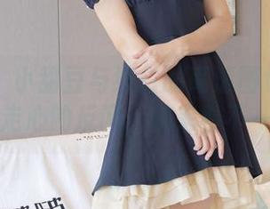 袜啵啵 – 小甜豆与纯白的高清图包——每张都是走心的反讽，快来看不一样的白