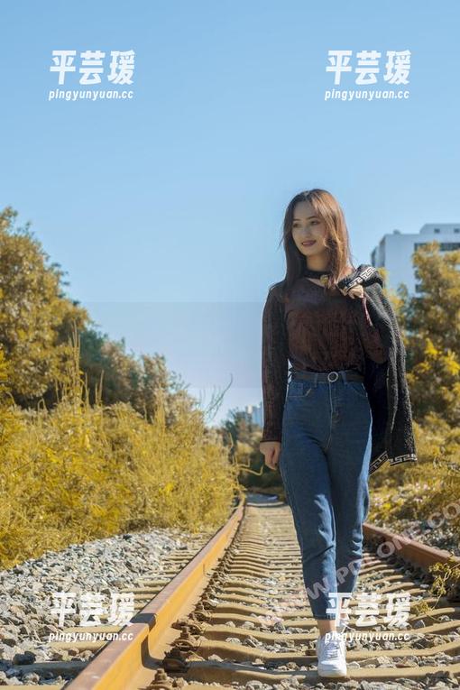 轰趴猫 - 最新！苏小暖的裤里丝照片引发的脑洞大开