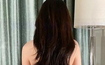 微密圈 – “铁锤姐姐”呼唤：这女孩的亲密你能下载吗？