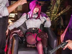 玛修：阿九从不咕咕(九言)的作品集，居然能让我对衣服产生些微的兴趣！