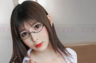 每一张都想拿去冲洗成经典的雯粥粥学姐美图，怎么看得不过瘾！