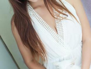 青豆客 – Una尤娜的纯白合集，啥时候也来个黑色反转？