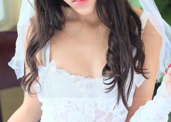 青豆客 – 就问一句，苏糯米Mi的白色在线美图，能不能让我整个假期都被这清新环绕？