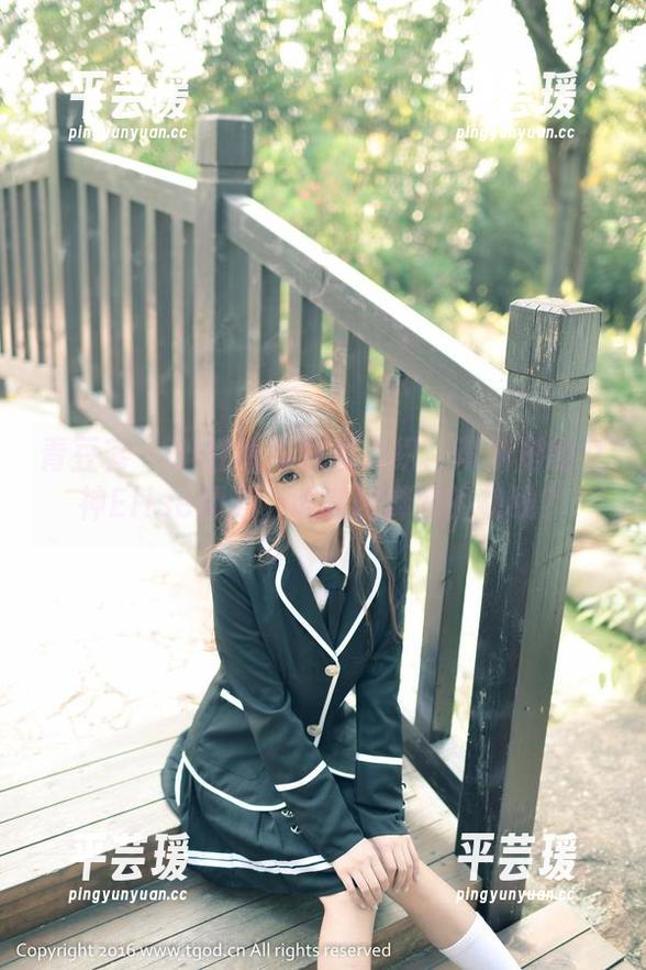 青豆客 - El性感与魅惑交织：谭晓彤的女神Elise精选，谁在挑衅我的视线？