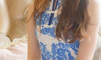 青豆客 – 这就是金BABY的修女写真，叛逆与圣洁并存