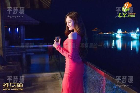 青豆客 - 看雪瑞Lisa试和服：写真里的一点小尴尬