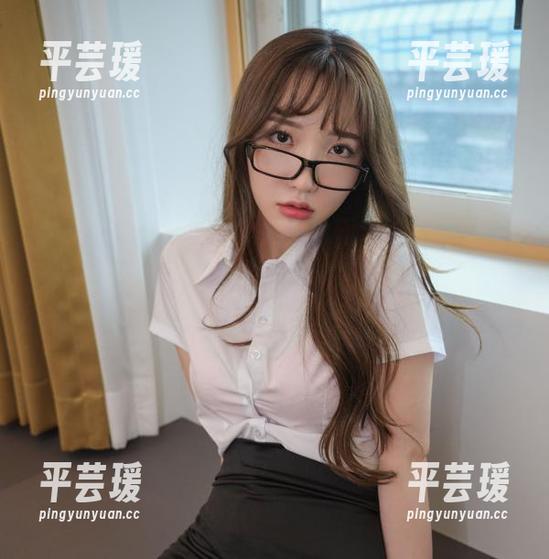 当韩国孙乐乐用温柔魔法拍照，结果变成了‘午后茶的温柔写真’？