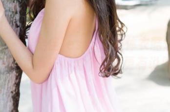 魅妍社 – 陆金佳Jessica连体衣酷炫的精神象征，没事去下载个图包更有说服力。