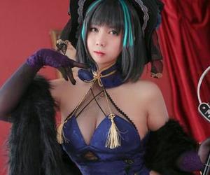 写真翻车现场：柴郡旗袍全集，谁让魅瞳meroko穿上它，就连风都是嫉妒的。