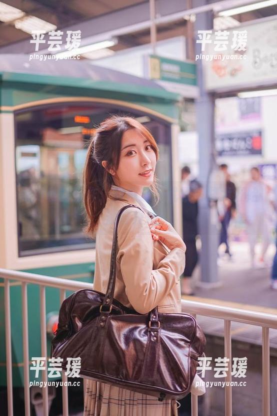 黑川私房新作：旗袍过于优雅，獒犬开始偷偷模仿！